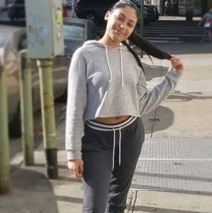 Meet your Posher, Nereida